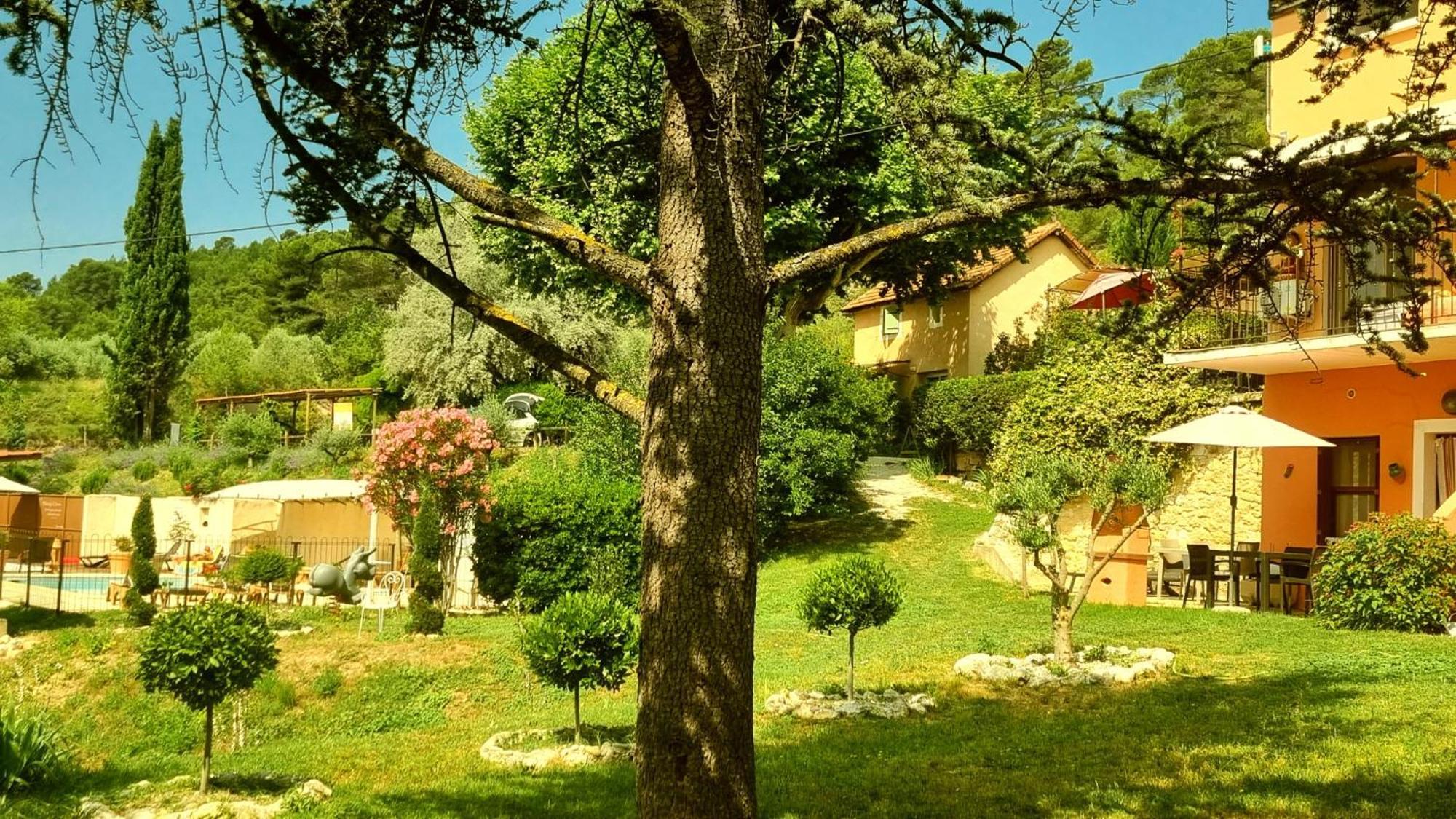 L'Oustaou Du Luberon Et Spa Villelaure Zewnętrze zdjęcie